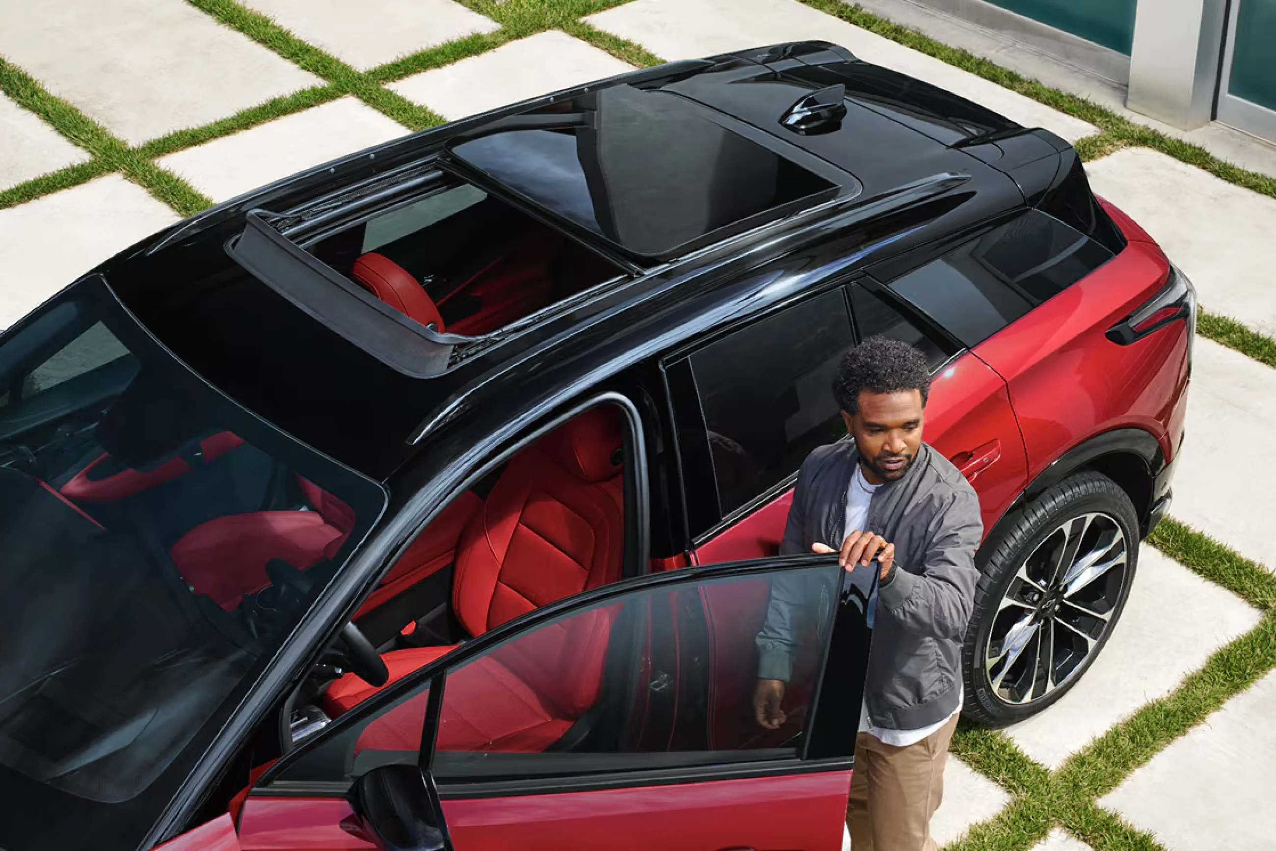 Chevrolet Blazer EV - Image 2